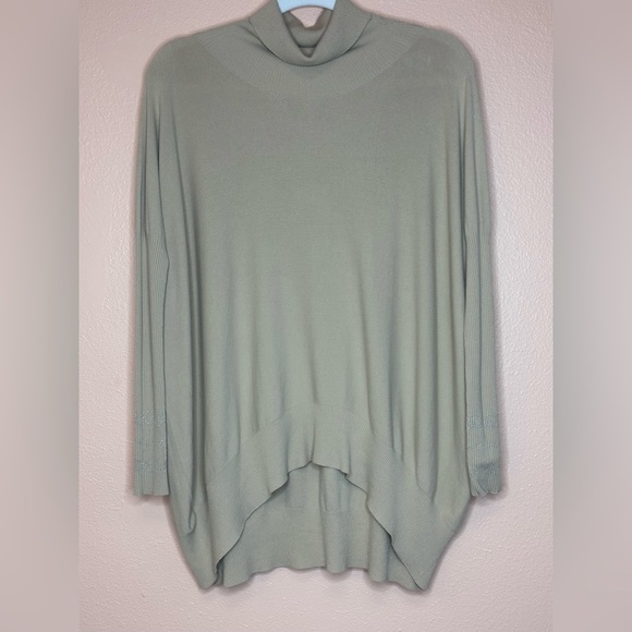 Women’s sweater - Picture 4 of 4